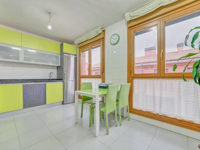 Casa adosada en Venta en Olite / Erriberri