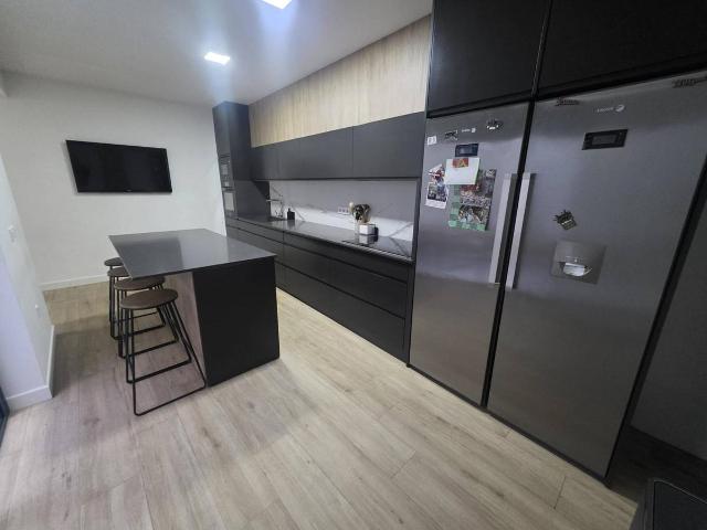 Casa adosada en Venta en Ollerías San Cayetano