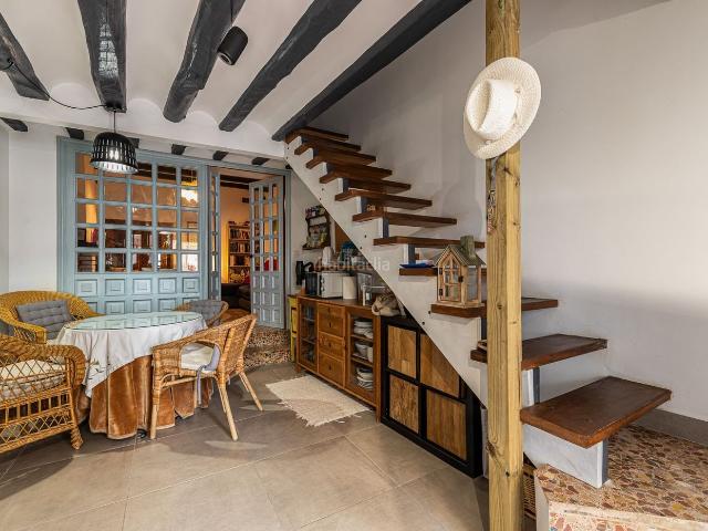 Casa adosada en venta en Olmeda de las Fuentes. auténtica casa de pueblo reformada en su totalidad conservando su alma. Casas adosadas Olmeda de las.