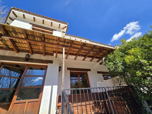 Casa adosada en venta en Olmeda de las Fuentes. Chalet adosado en Olmeda de las Fuentes. Casas adosadas Olmeda de las.