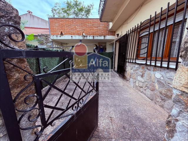Casa adosada en venta en Ortigosa del Monte