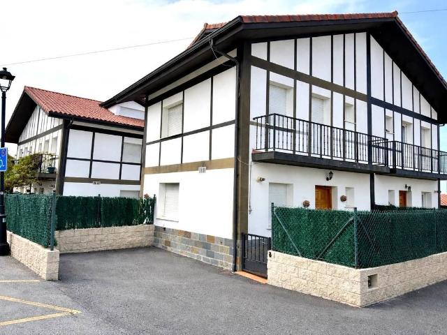 Casa adosada en Venta en Oriñón Allendelagua