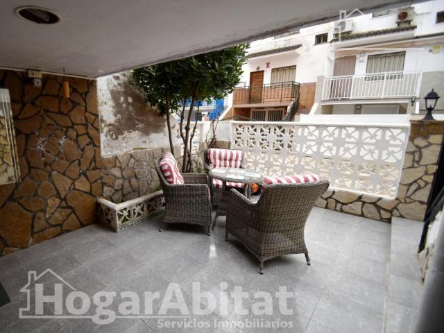 Casa adosada en venta en Oropesa del Mar, Playa Morros de Gos. ADOSADO CON DOS TERRAZAS JUNTO A LA PLAYA. Casas adosadas Oropesa del.