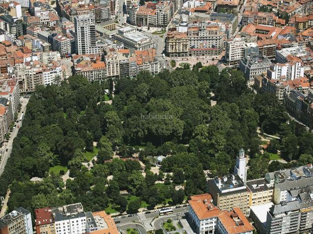 Casa adosada en venta en Oviedo, Cerdeño El Palais Mercadín. ATENCION INVERSIONISTAS CASA EN VENTA EN CERDEÑO. OVIEDO. Casas adosadas.