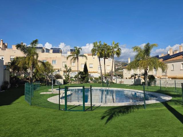 Casa adosada en Venta en Lo Cea