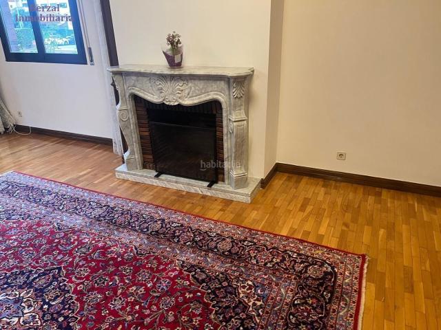 Casa adosada en venta en Logroño, Avenida Madrid. Magnífico chalet en el primer trao de Avda. Madrid de Logroño. Casas adosadas.