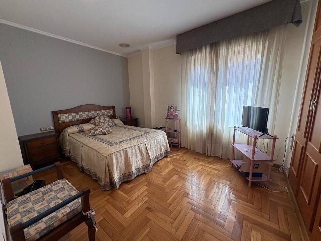 Casa adosada en Venta en L'Olleria