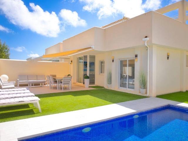 Casa adosada en Venta en Lomas de Cabo Roig Los Dolses
