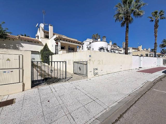 Casa adosada en Venta en Lomas de Campoamor Las Ramblas