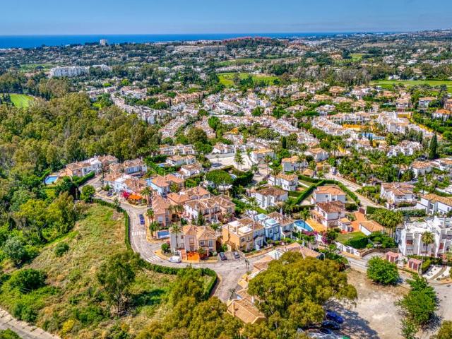 Casa adosada en Venta en Los Naranjos