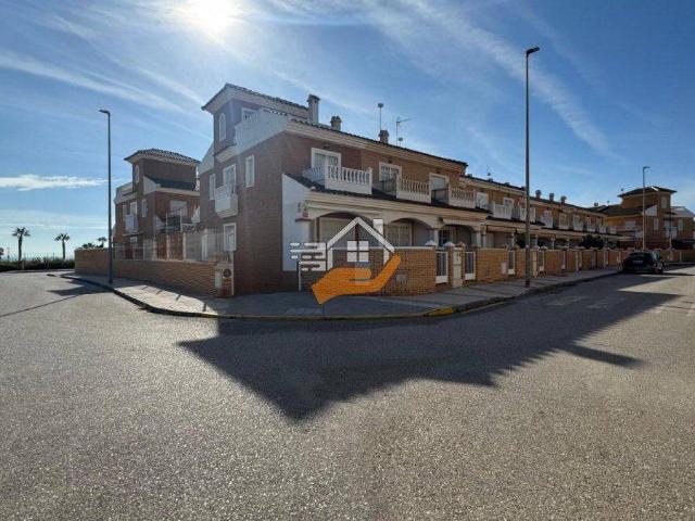Casa adosada en Venta en Los Narejos Punta Calera