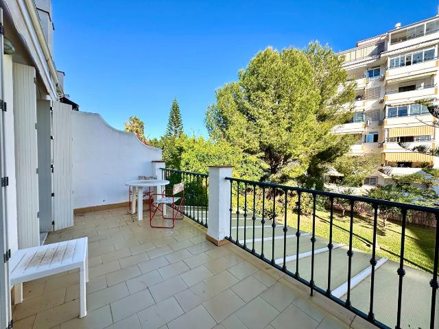 Casa adosada en Venta en Los Boliches