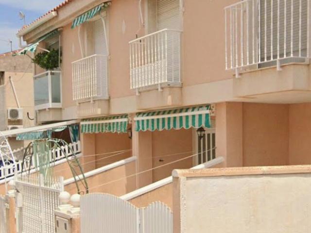 Casa adosada en Venta en Los Cuarteros