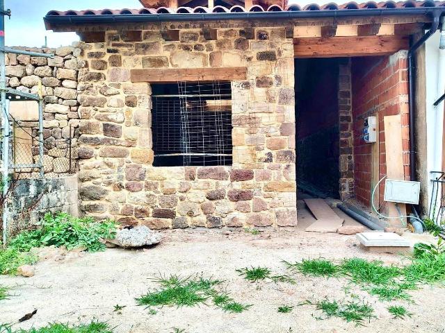 Casa adosada en Venta en Los Corrales de Buelna