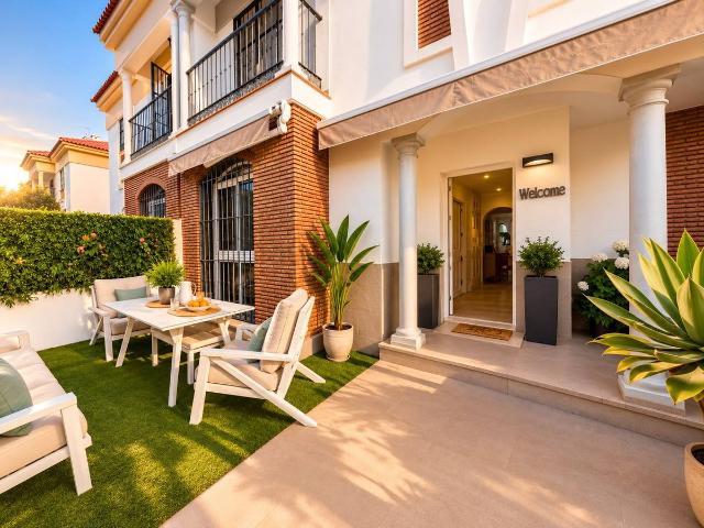 Casa adosada en Venta en Los Guindos Parque Mediterráneo Santa Paula