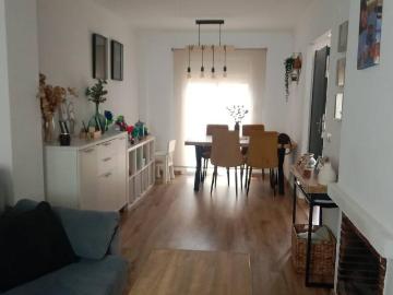 Casa adosada en Venta en Los Gallos