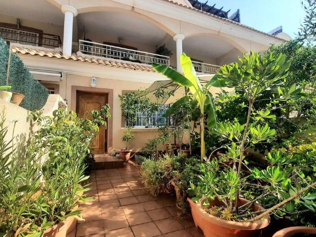 Casa adosada en Venta en Los Peñascos El Salero Los Imbernones