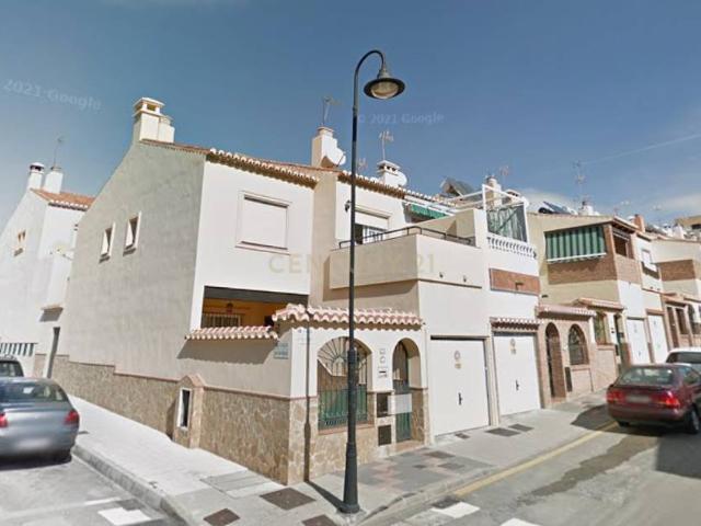 Casa adosada en Venta en Los Rios