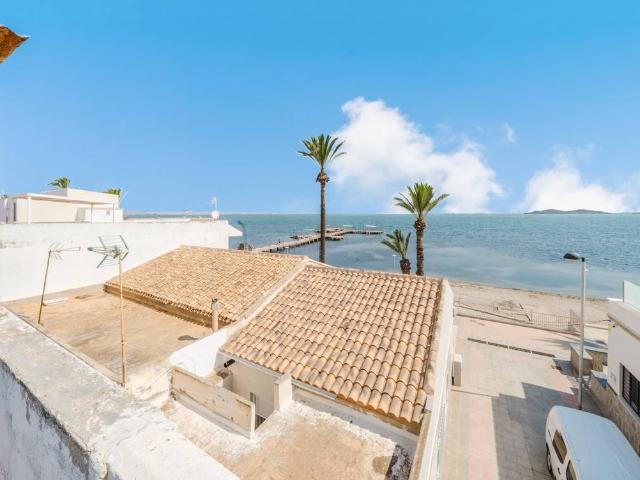 Casa adosada en Venta en Los Urrutias
