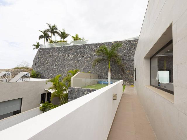 Casa adosada en Venta en La Caldera