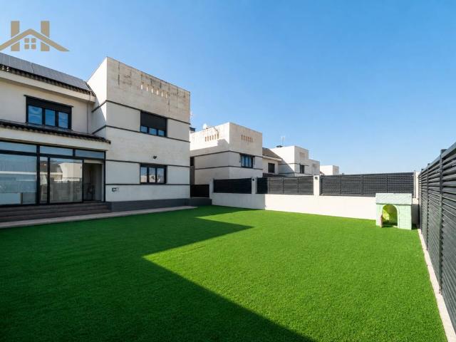 Casa adosada en Venta en La Cárcaba El Encinar Montemolinos