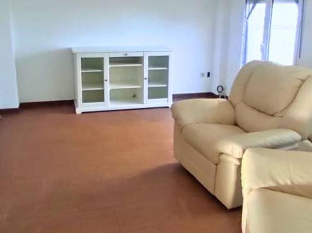 Casa adosada en Venta en La Carlota