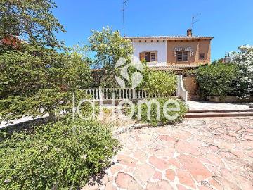 Casa adosada en Venta en La Cañada