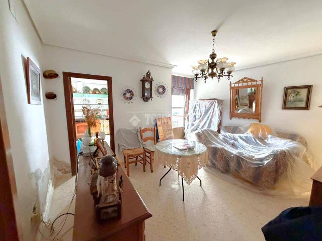 Casa adosada en Venta en La Albuera