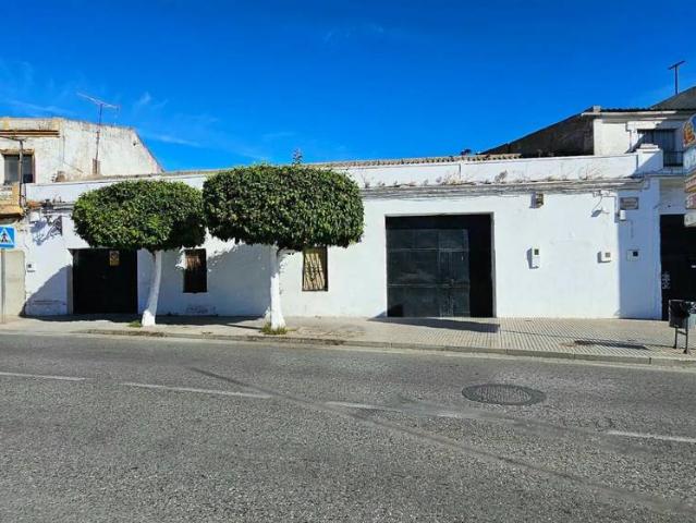 Casa adosada en Venta en La Algaba