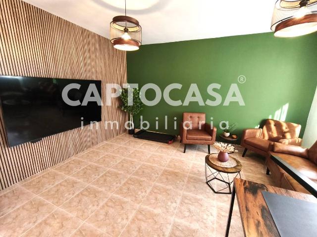 Casa adosada en Venta en La Aljorra