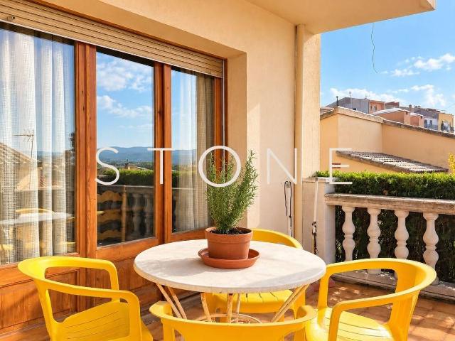 Casa adosada en Venta en La Bisbal d'Empordà