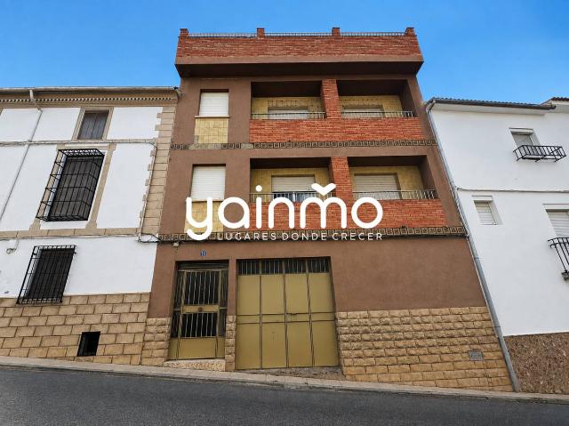 Casa adosada en Venta en La Guardia de Jaén