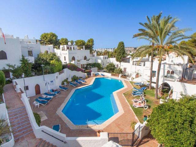 Casa adosada en Venta en La Dama de Noche La Alzambra