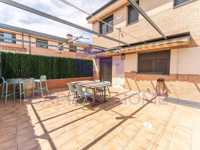 Casa adosada en Venta en La Dehesa El Pinar