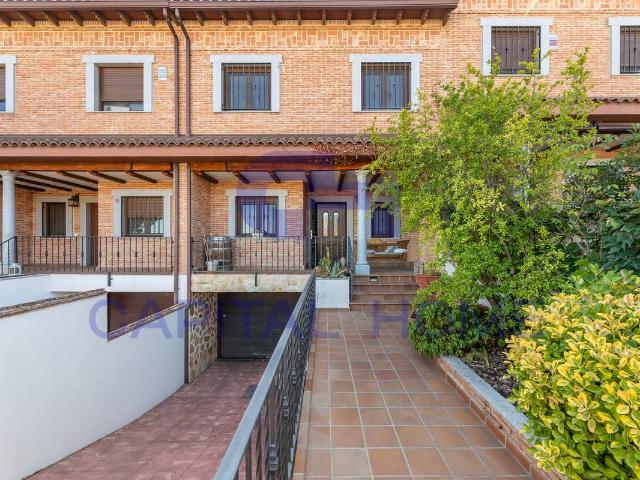 Casa adosada en Venta en La Dehesa El Pinar