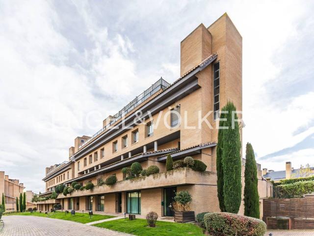 Casa adosada en Venta en La Finca