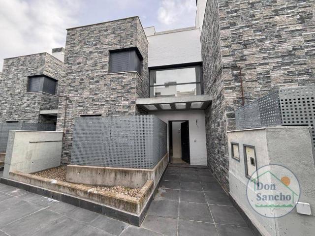 Casa adosada en Venta en La Flecha Monasterio del Prado