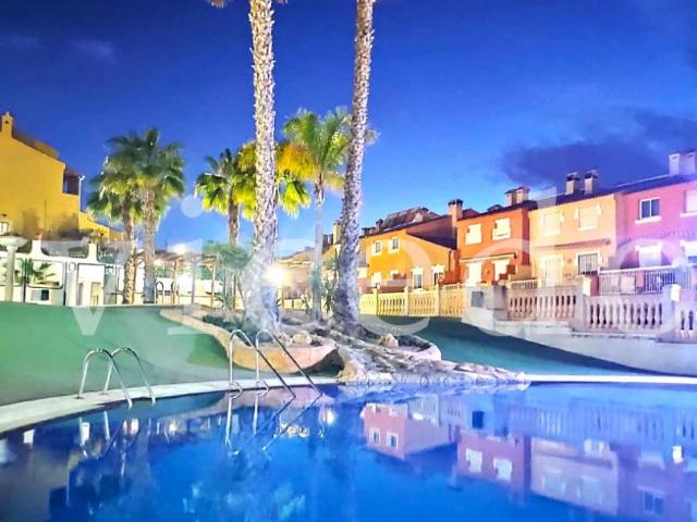 Casa adosada en Venta en La Huerta
