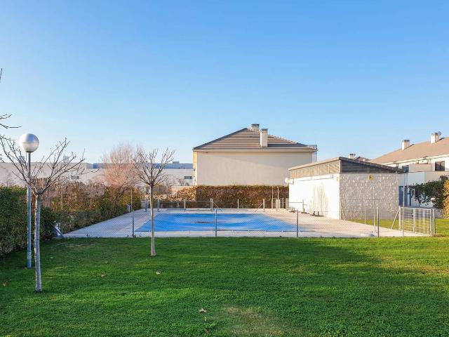 Casa adosada en Venta en La Montaña El Cortijo
