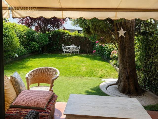 Casa adosada en venta en La Moraleja, El Soto de la Moraleja. INMEJORABLE CHALET ADOSADO DE 4 PLANTAS EN SOTO DE LA MORALEJA. Casas adosadas La.