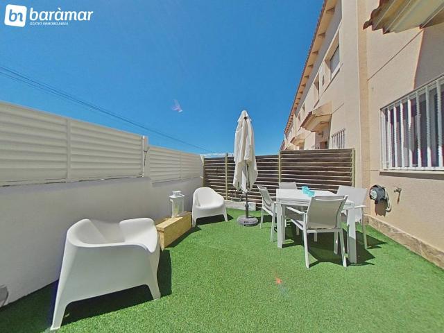 Casa adosada en Venta en La Pobla de Montornès