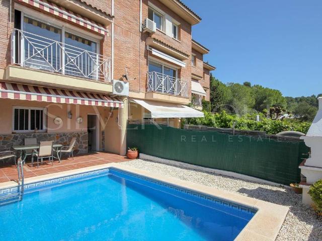 Casa adosada en Venta en La Palma de Cervelló