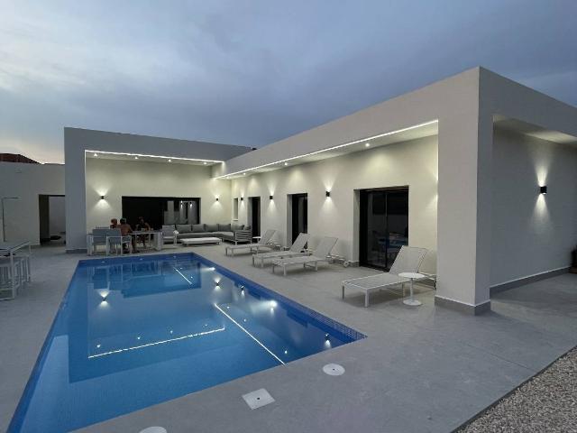 Casa adosada en Venta en La Romana