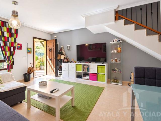 Casa adosada en Venta en La Unión ciudad