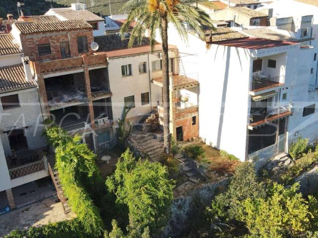 Casa adosada en Venta en La Vall de Laguar