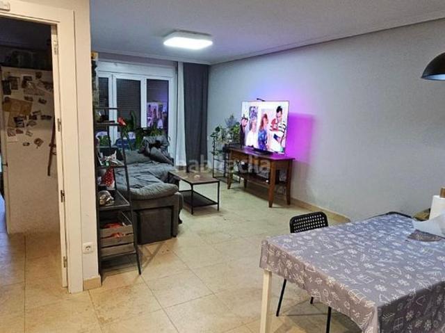 Casa adosada en venta en Laguna de Duero. Oportunidad Adosado Seminuevo en Urbanización Tijuana de Laguna De Duero de cuatro dormitorios. Casas adosadas Laguna de.