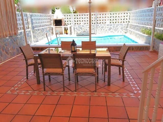 Casa adosada en Venta en Laguna Park