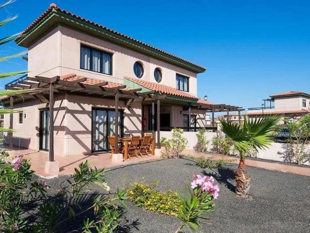 Casa adosada en Venta en Lajares