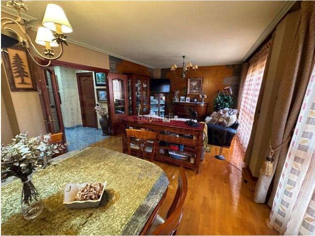 Casa adosada en venta en Lardero. chalet en venta espectacular. Casas adosadas.