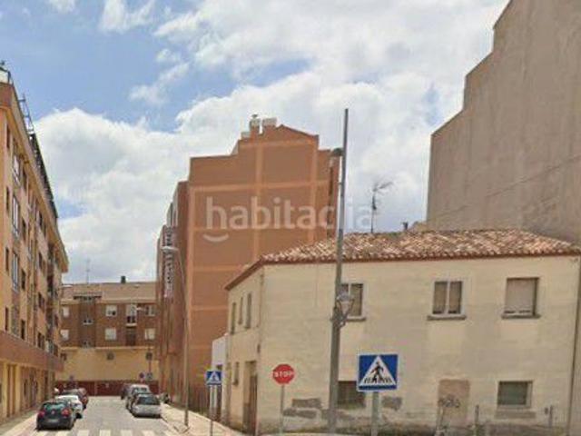 Casa adosada en venta en Lardero. Casa Adosada en venta en Lardero, 3 dormitorios. Casas adosadas.